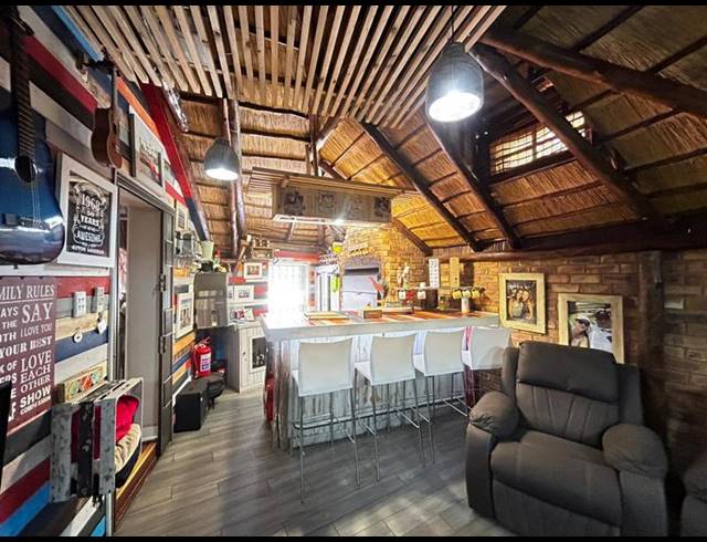 4 BEDROOM HOUSE FOR SALE IN BRENTHURST